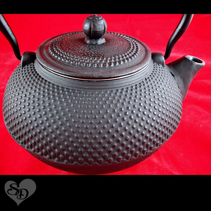 NEW Japanese Tetsubin Cast Iron Teapot 50 oz / 1.5 L Black Large Hobnail Infuser