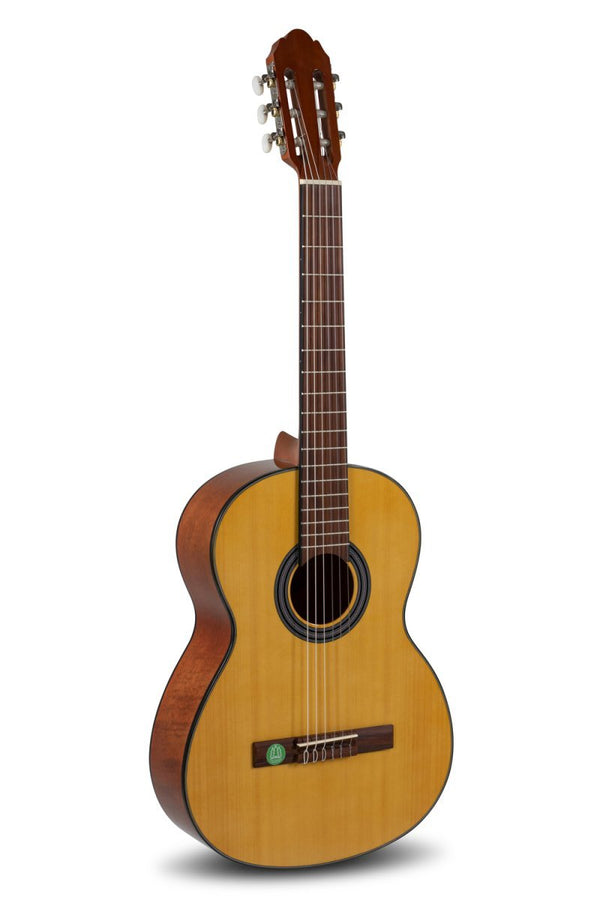 GEWA Student 4/4-Size Solid Top Classical Guitar – Natural Spruce