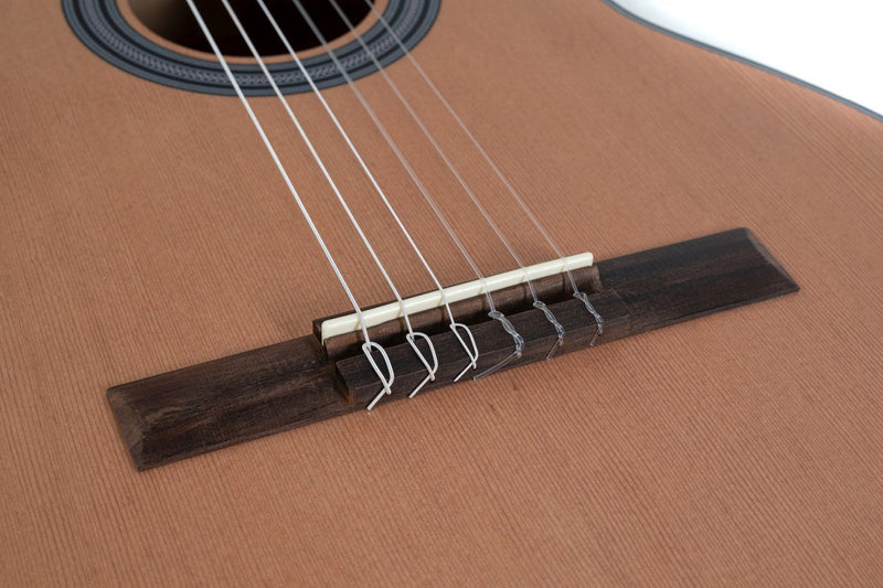 GEWA Student 4/4-Size Classical Guitar – Natural Cedar Top