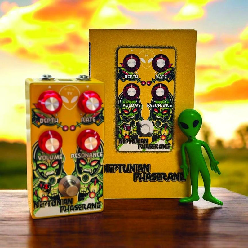 Interstellar Neptunian Phaserang 4-Stage Analog Phaser Guitar Pedal - Yellow