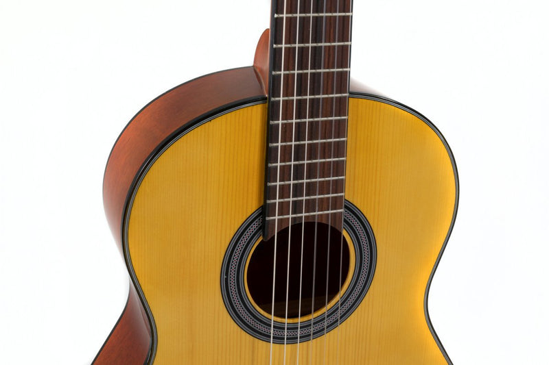 GEWA Student 3/4-Size Solid Top Classical Guitar – Natural Spruce