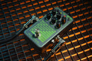 Electro-Harmonix Mainframe Bit Crusher – Sample Rate & Bit Depth Reduction Pedal