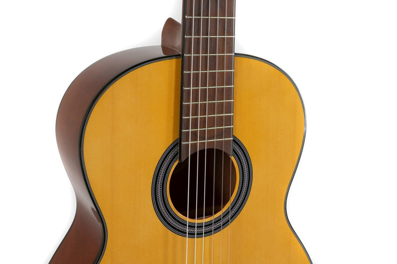 GEWA Student 4/4-Size Classical Guitar – Natural Spruce Top