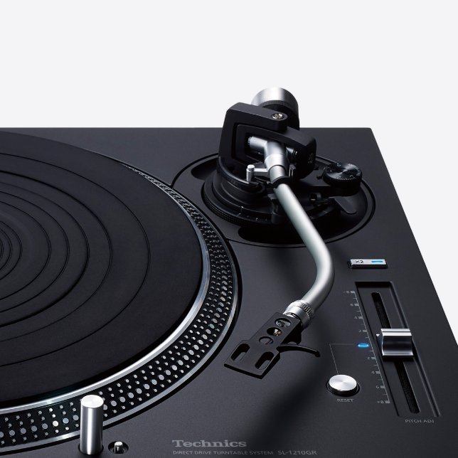 Technics Coreless Direct Drive Professional Turntable System - SL-1210GR