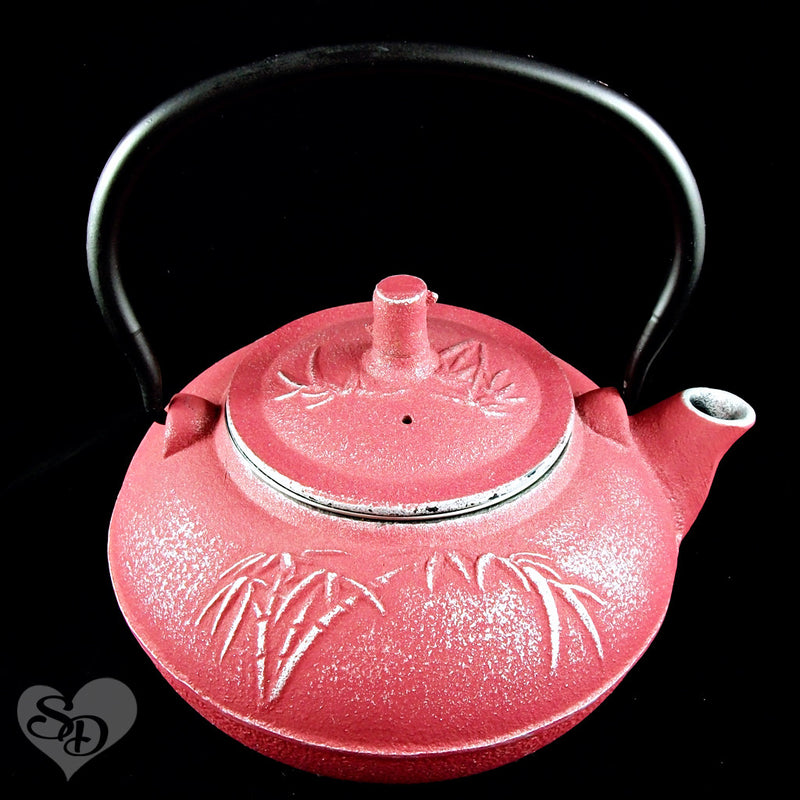 Japanese Tetsubin Cast Iron Teapot 50 oz / 1.5 L Burgundy Bamboo w/ Infuser